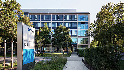 Photographie de l'extérieur du bâtiment M-net